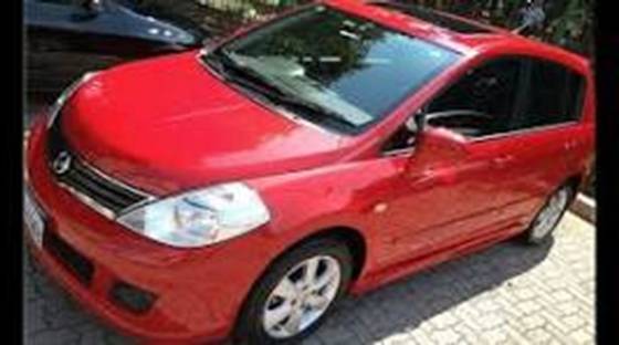 NISSAN TIIDA 1.8 SL 16V FLEX 4P AUTOMÁTICO NISSAN TIIDA 1.8 SL 16V FLEX 4P AUTOMÁTICO